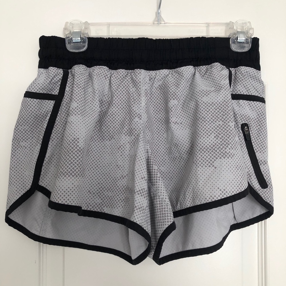 Lululemon Tracker 4” Shorts
